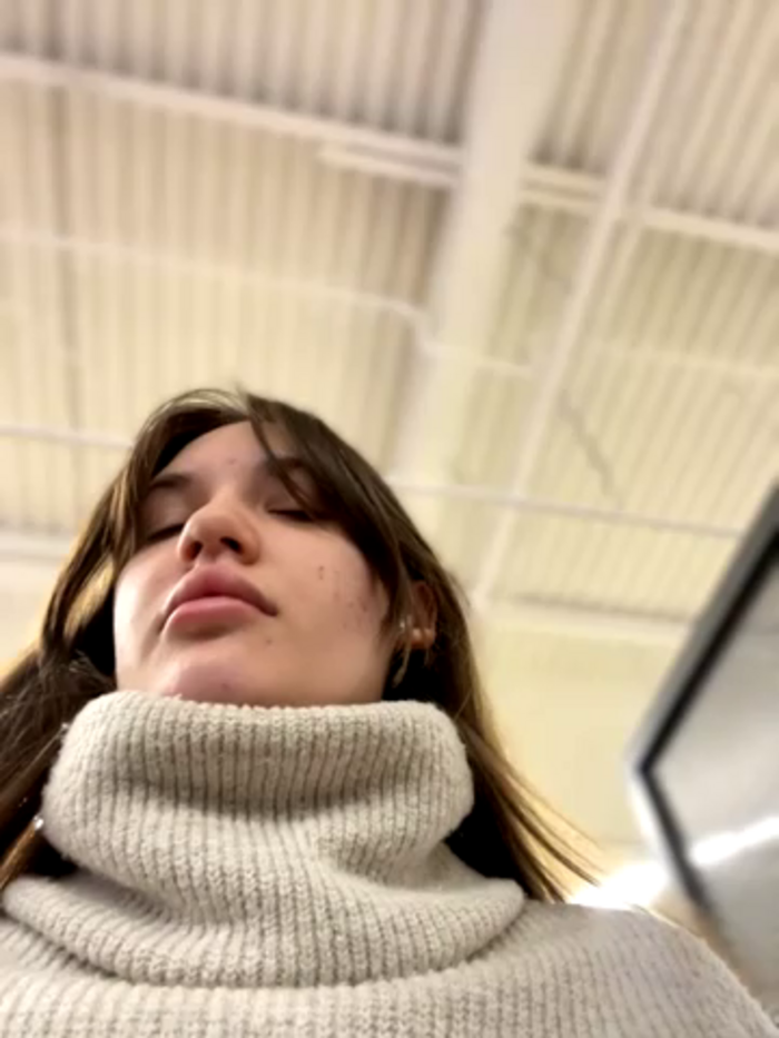 Holly_Molii