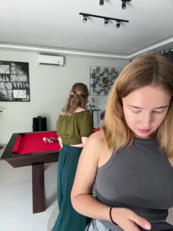Nura_n_Sarah