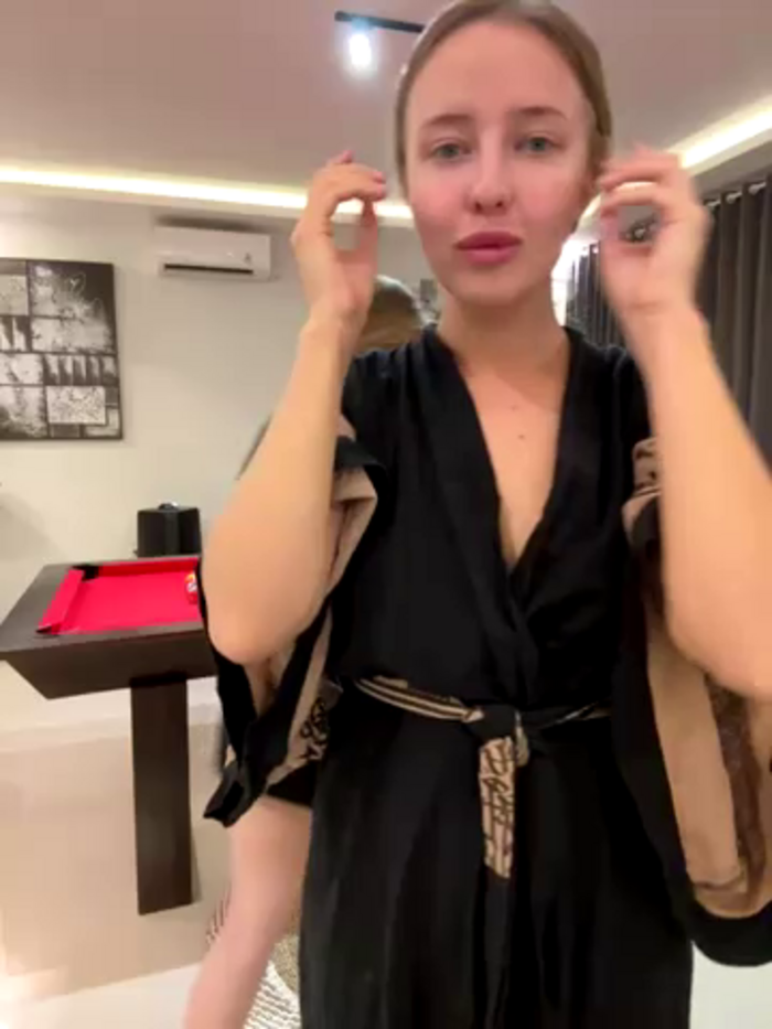 Nura_n_Sarah