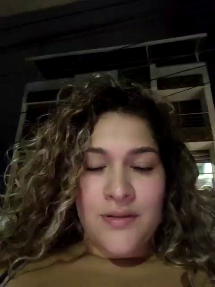 Sara_smiiith211