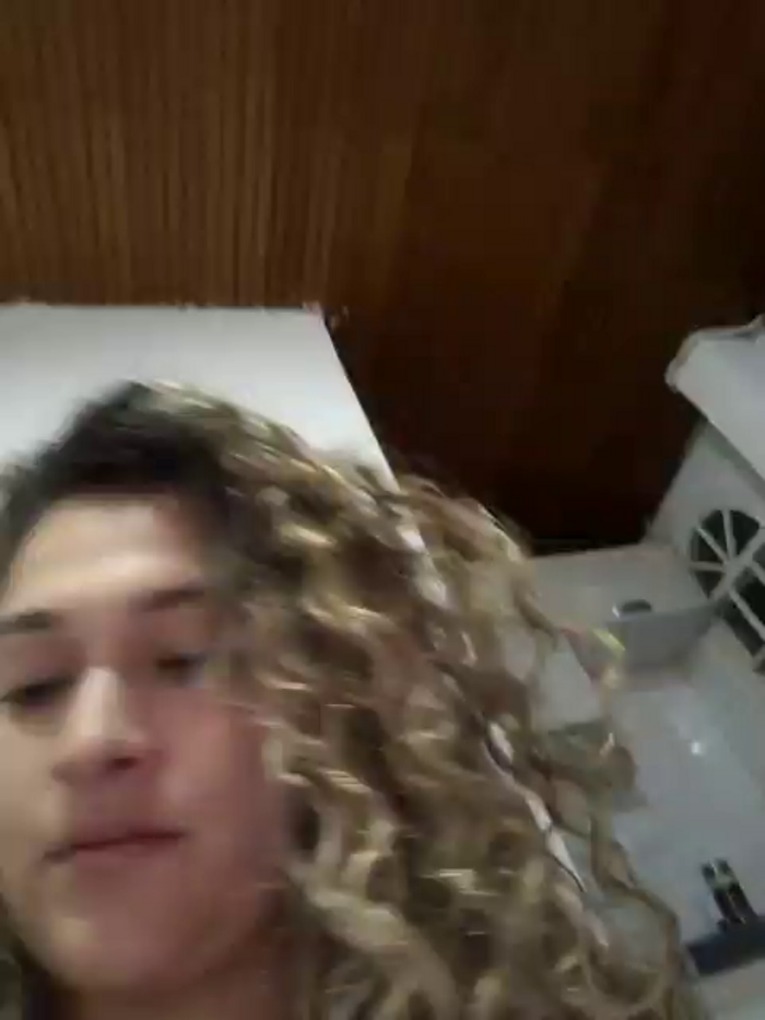 Sara_smiiith211