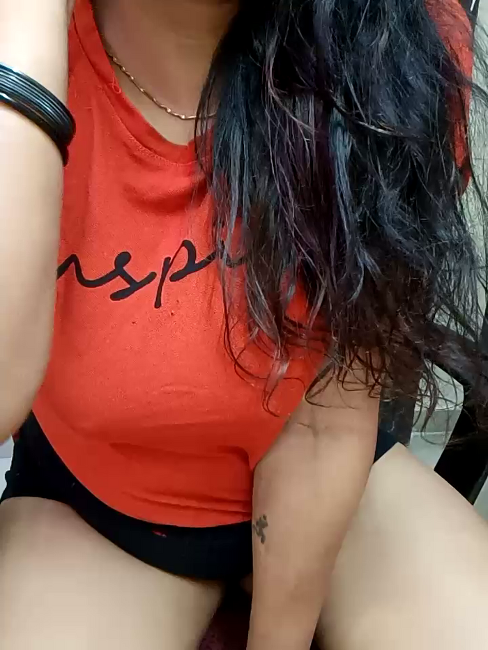 kaamuk_shweta