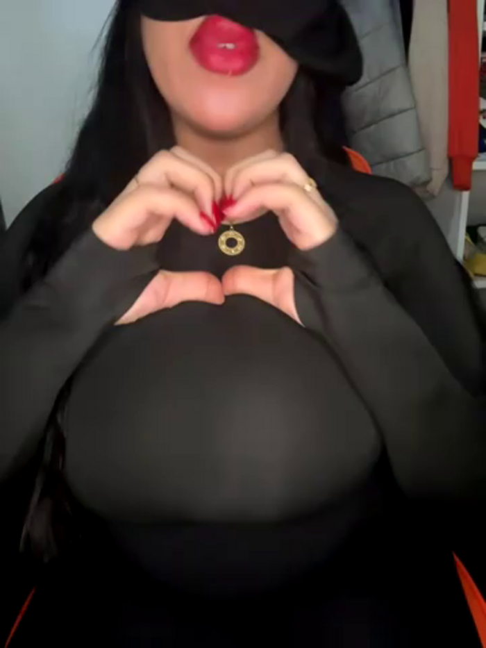 Noha-Sexy