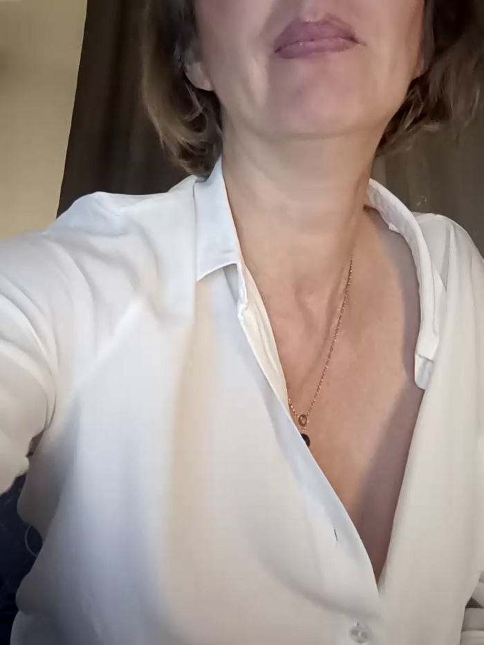 stellahere8
