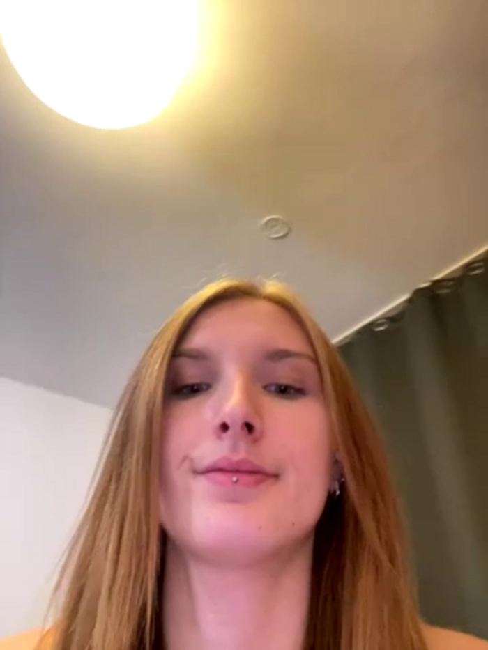 AnnyBelle_