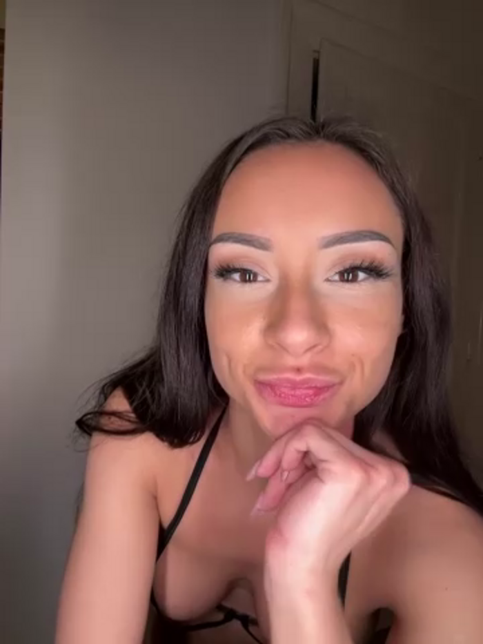 cara_mella
