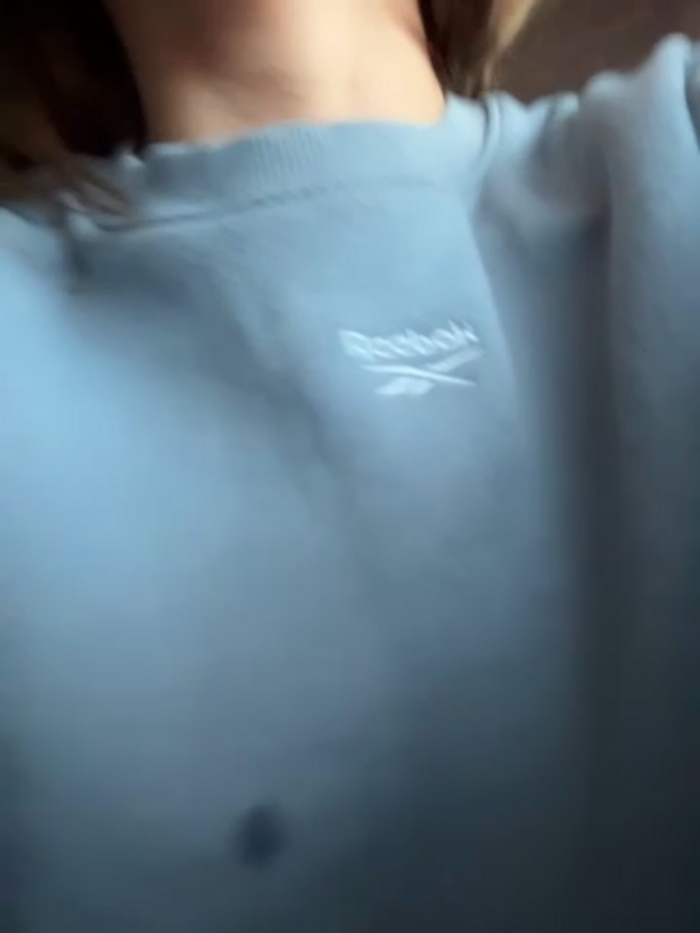 -AngelAri-