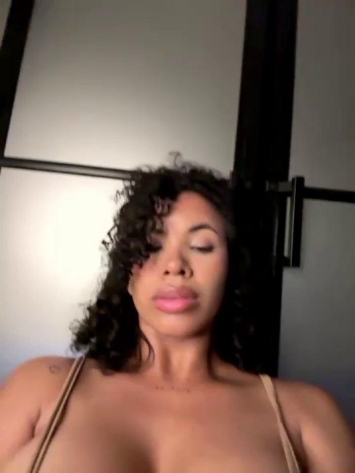 Brunettexio