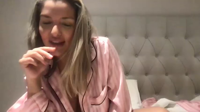 Honey_Tate