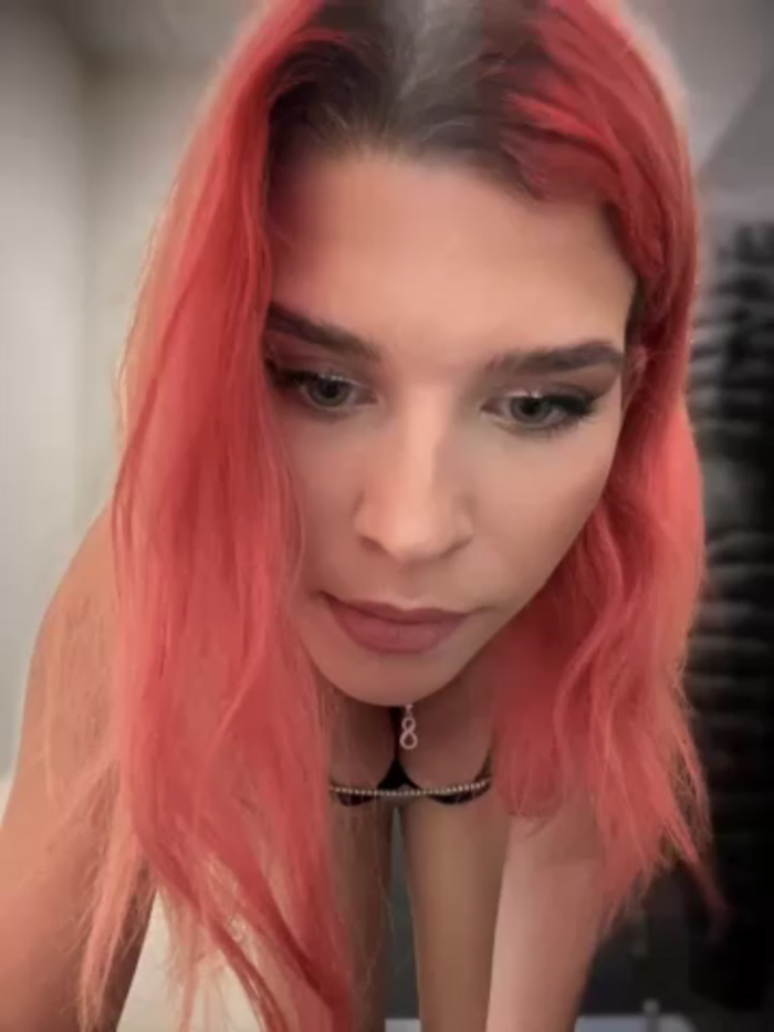 RiriRoseey