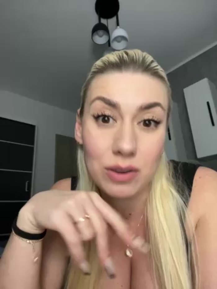 clara_k