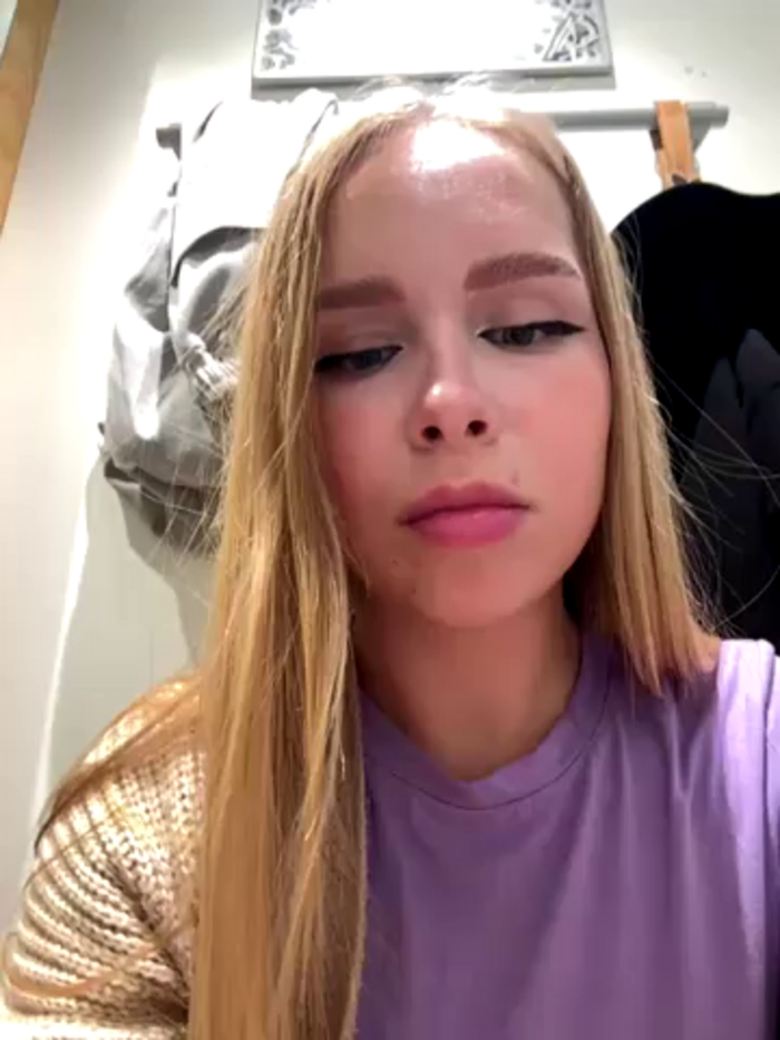 mur_girl