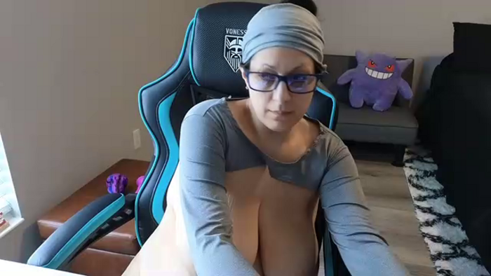 MasturbateMom