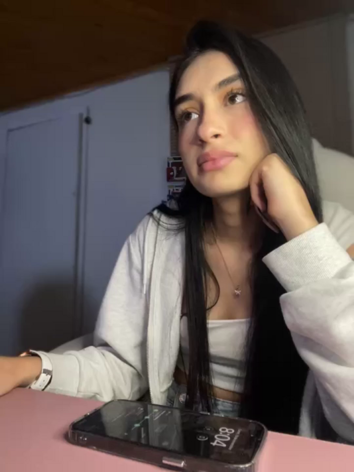 Alejandraa_pinkk_