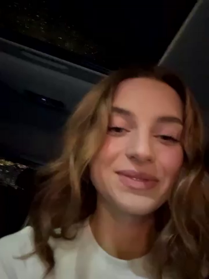 -AngelAri-