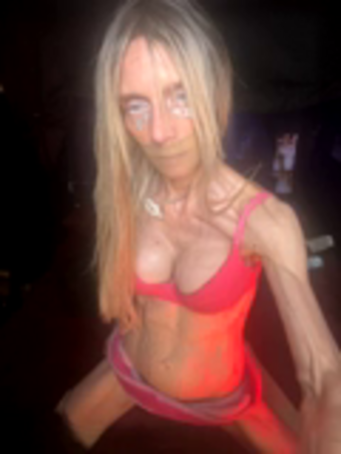 1NikiVegas