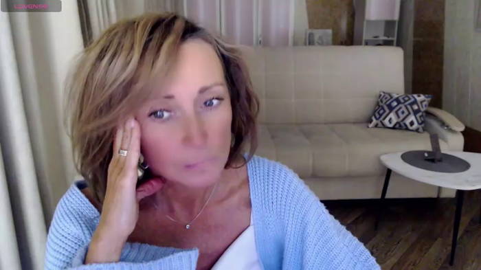 HornyMilf_777