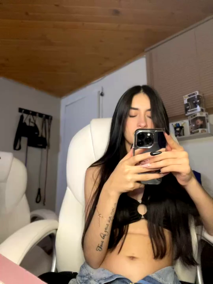 Alejandraa_pinkk_