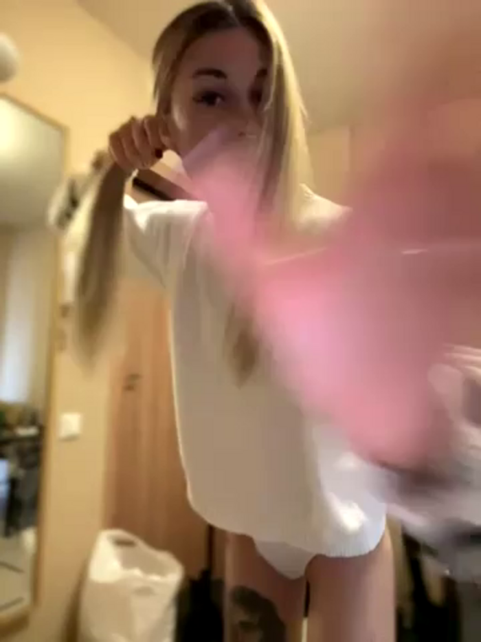 Charming_Ritta