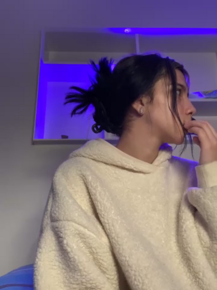 MIA_CUUTE-