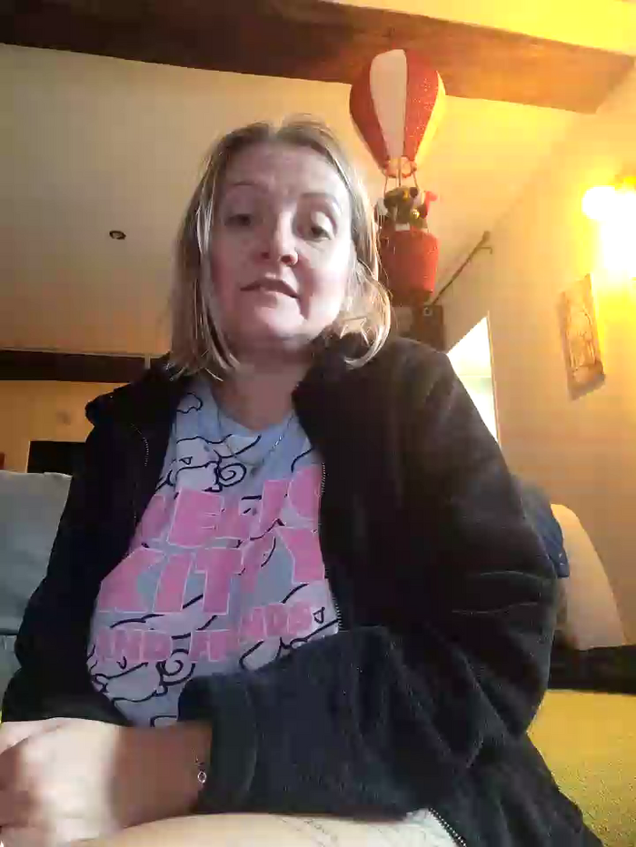 lady_charlyne