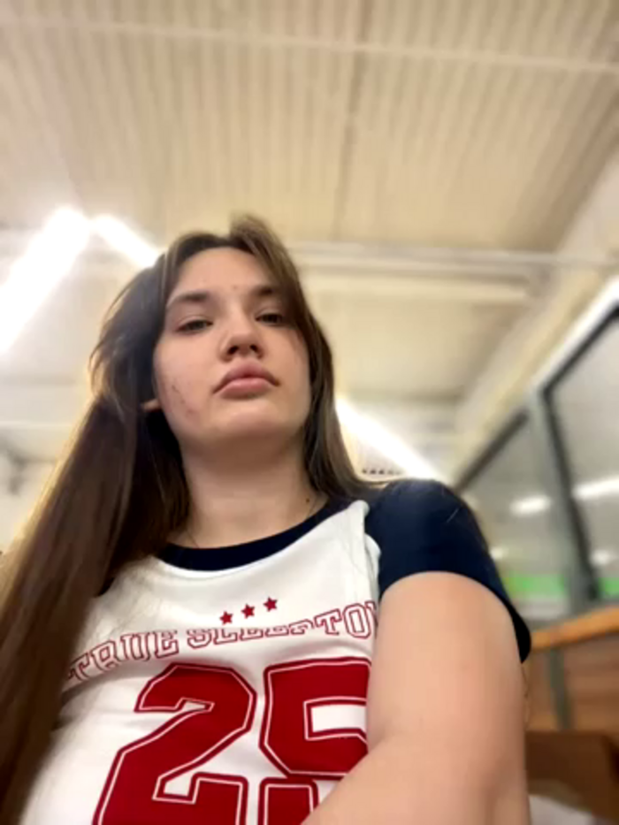 Holly_Molii