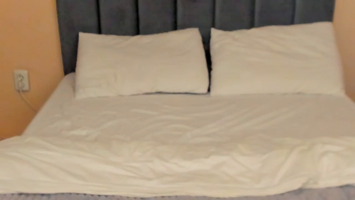 Mimi_Mira