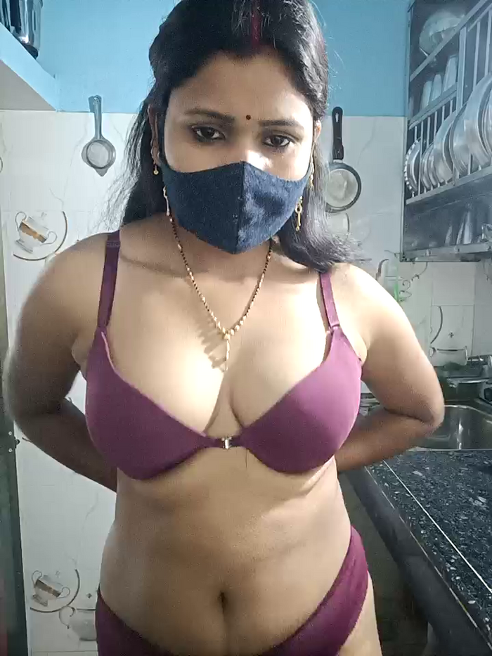 Sexy-cpl-anu