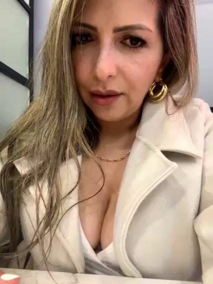 _Abril-Office1