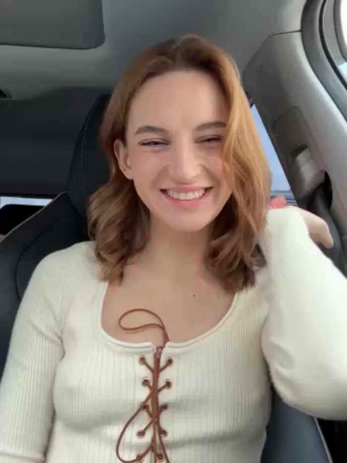 -AngelAri-