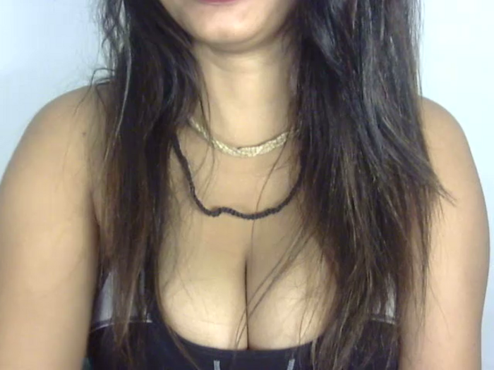 SEXY-MAHI-