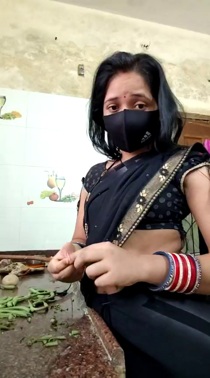 DesiRiya77
