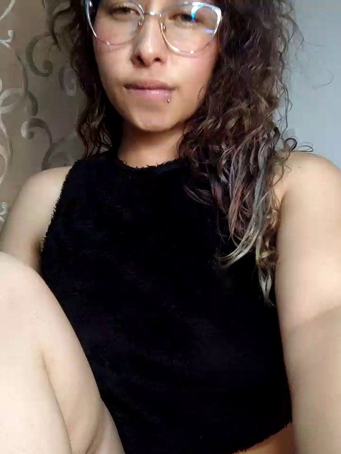 Lady_Genesiis_Lo