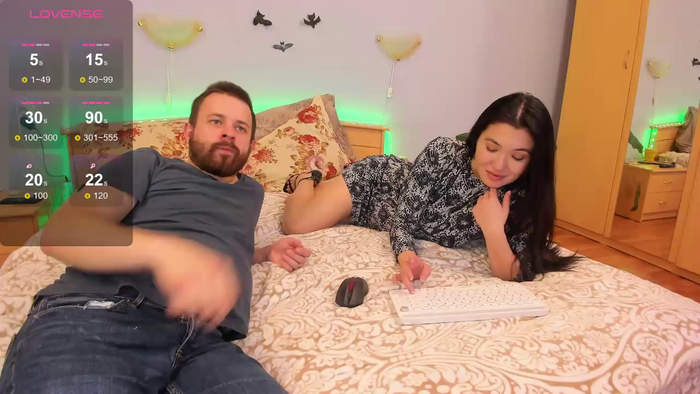 NikkiNSerdron