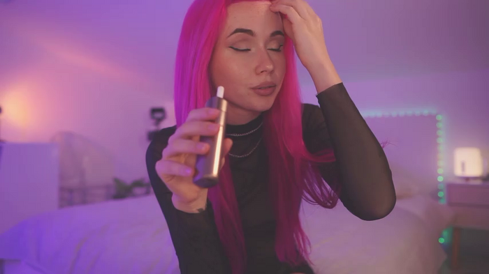 Sarah_Pink