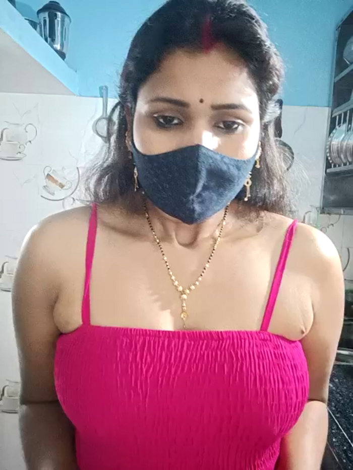 Sexy-cpl-anu