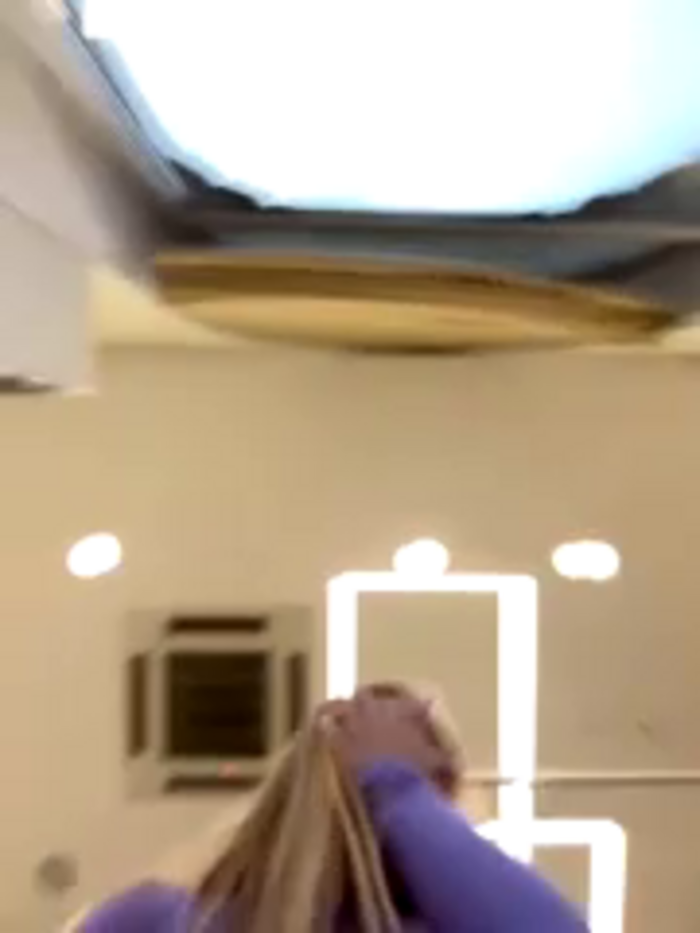 mur_girl