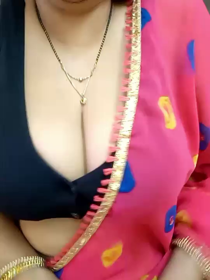 kaamuk_shweta
