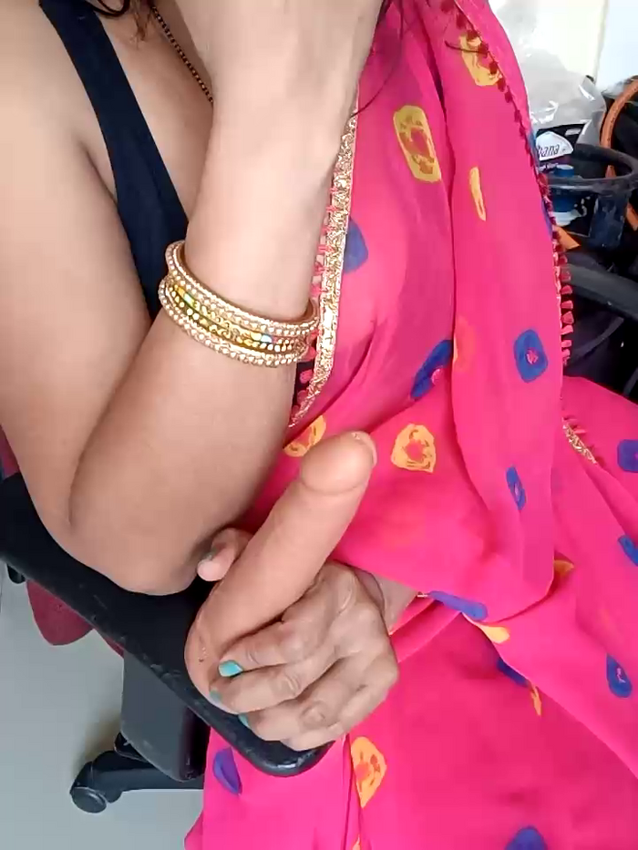 kaamuk_shweta