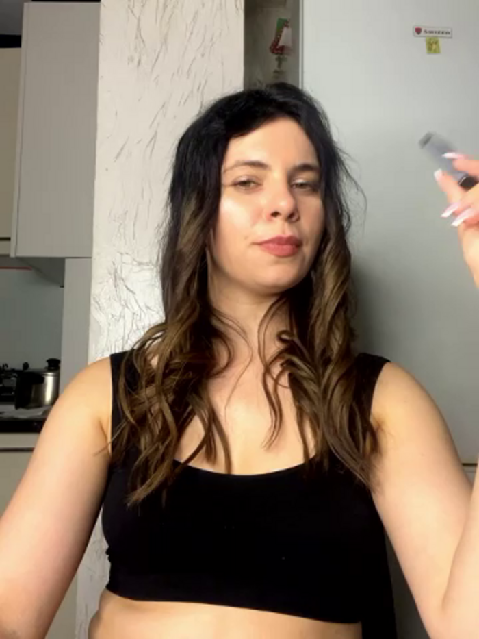 CurlyLara