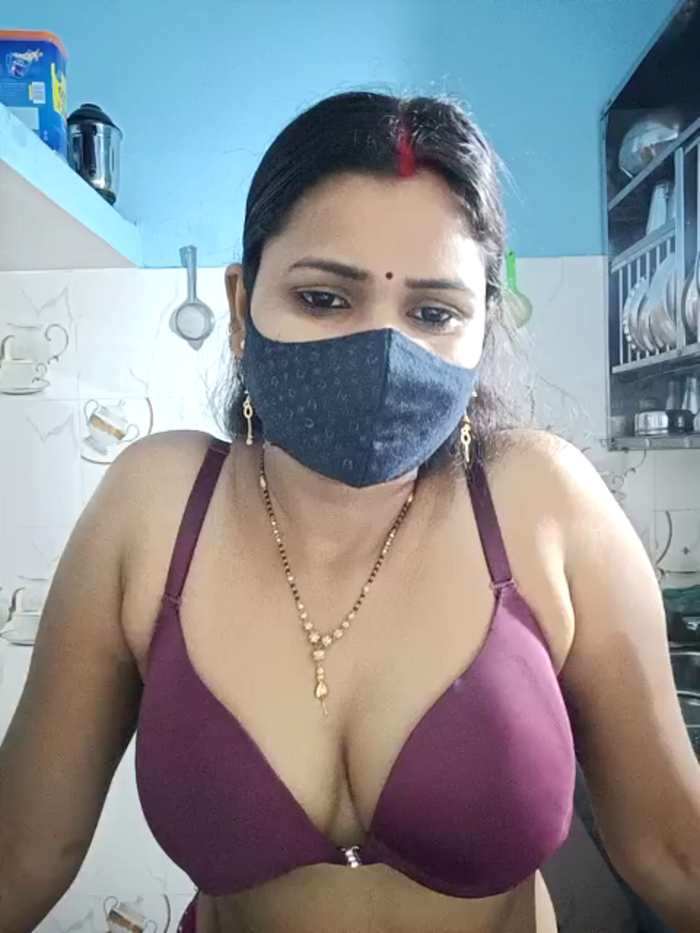 Sexy-cpl-anu