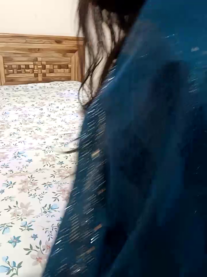 kaamuk_shweta