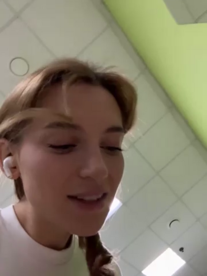 -AngelAri-