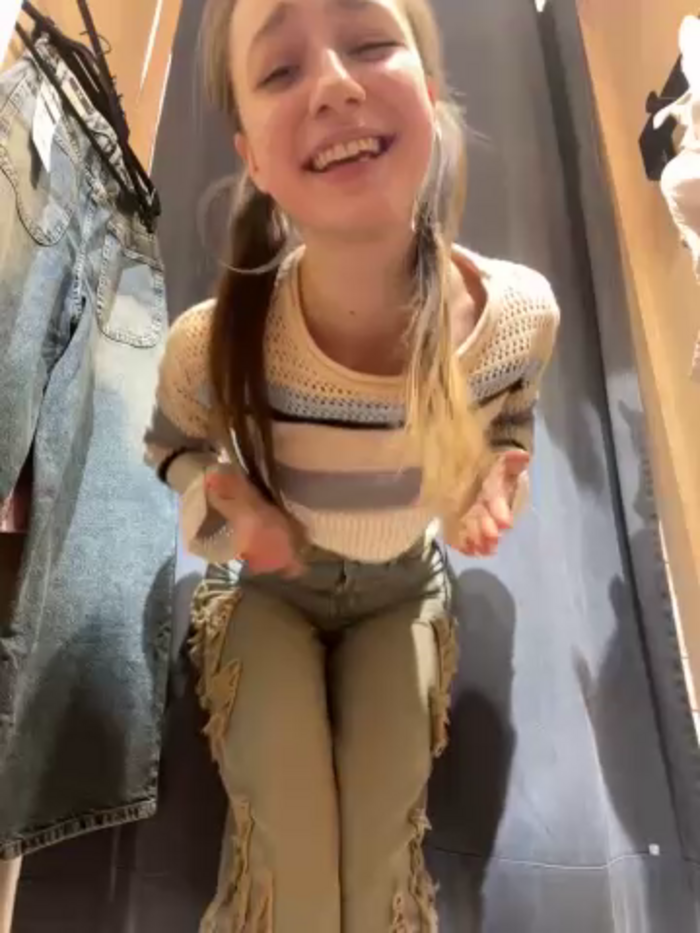 Lia__Love