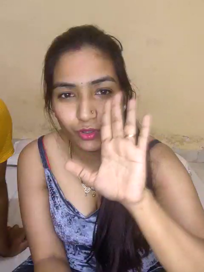 SexyIndianCouple