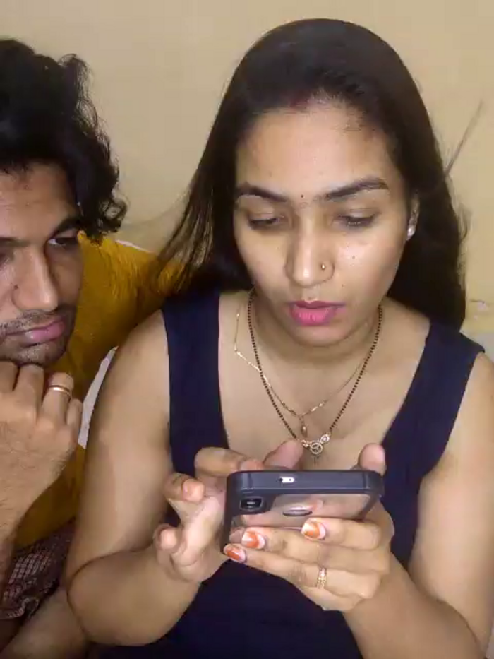 SexyIndianCouple