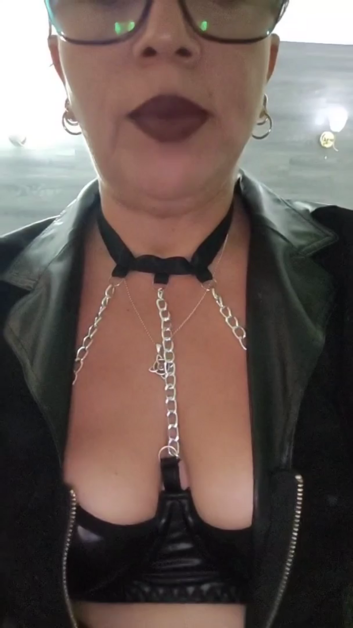 TRISH_MILF