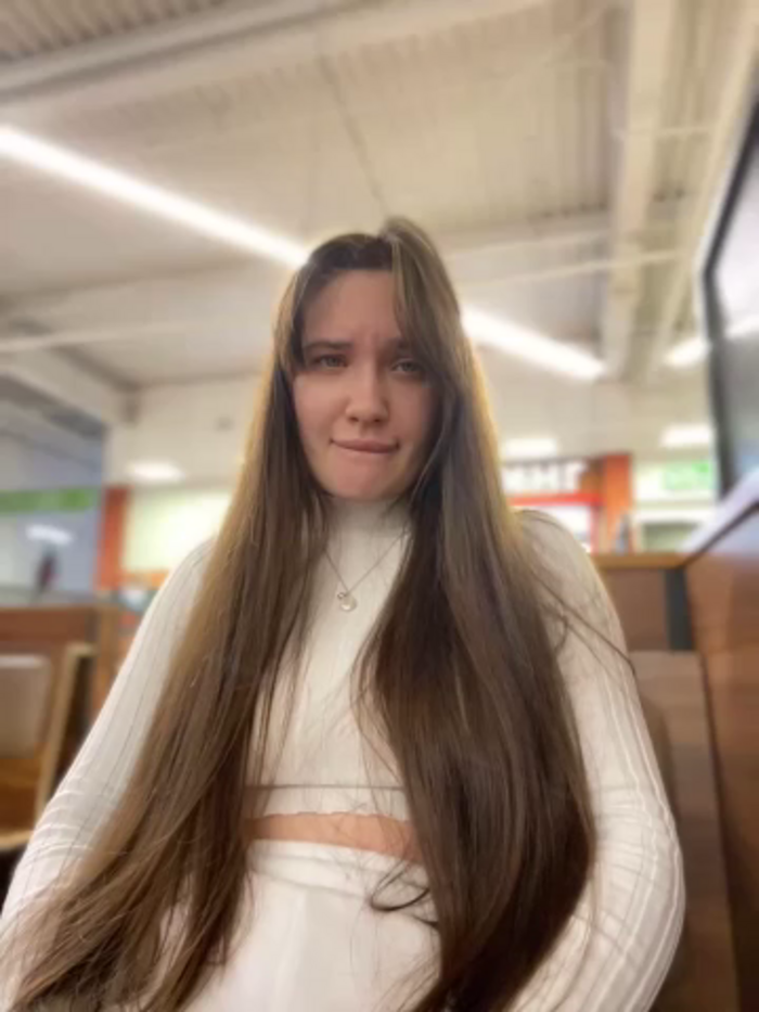 Holly_Molii