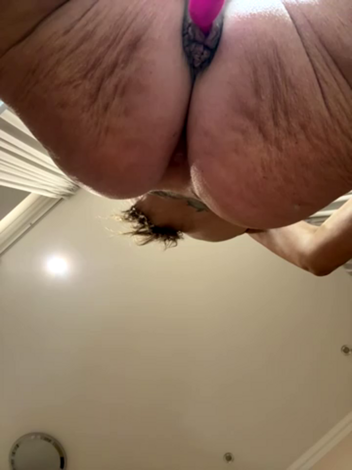 Hott_Lolla