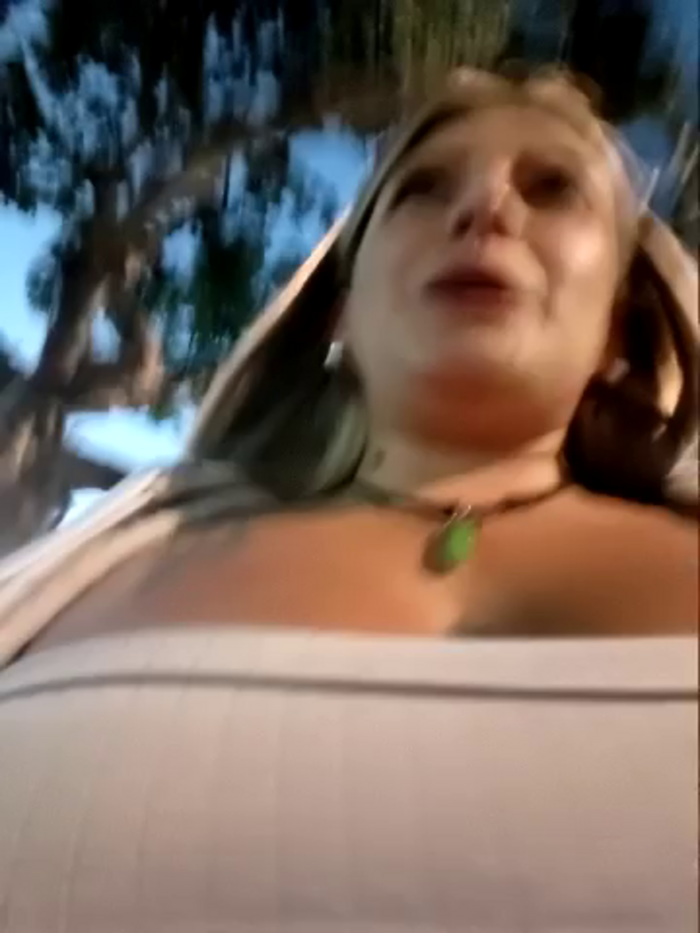 Isabellaa_Garcia_